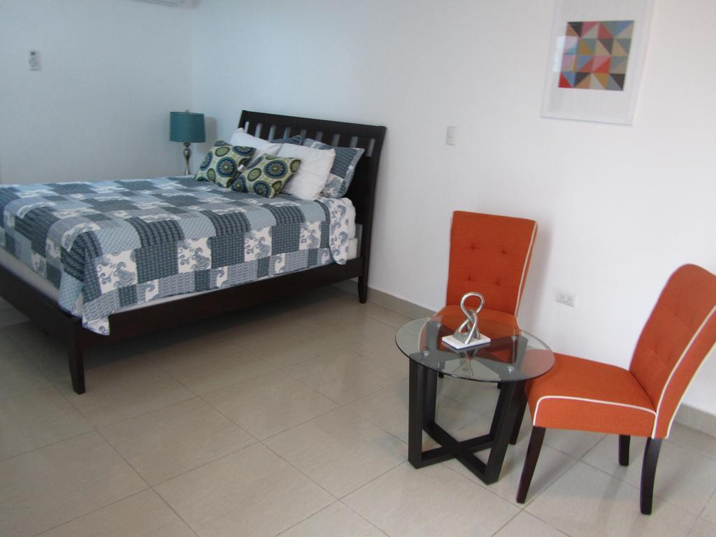 Gala Tower Condo & Hotel Petionville Exterior photo
