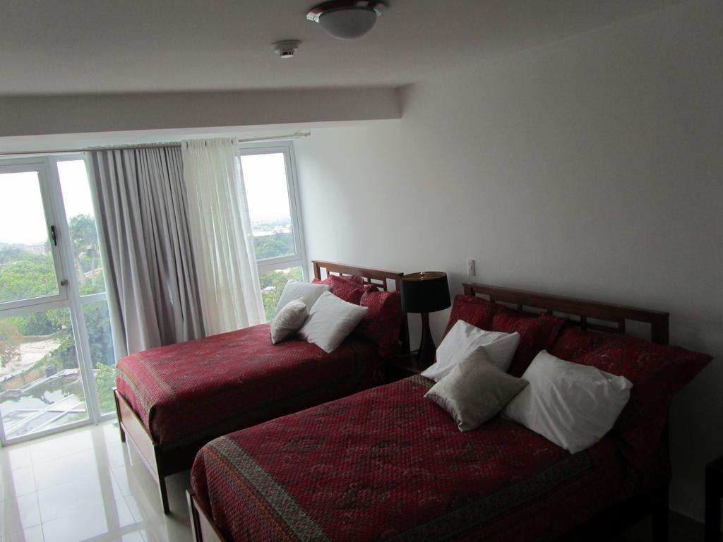 Gala Tower Condo & Hotel Petionville Exterior photo