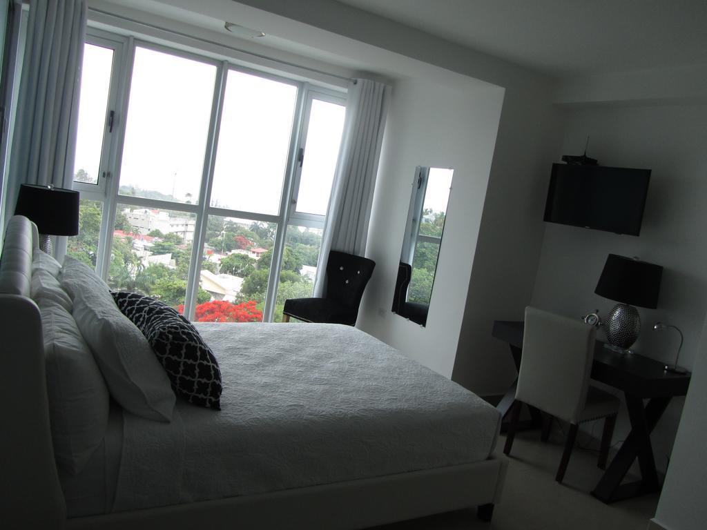 Gala Tower Condo & Hotel Petionville Exterior photo